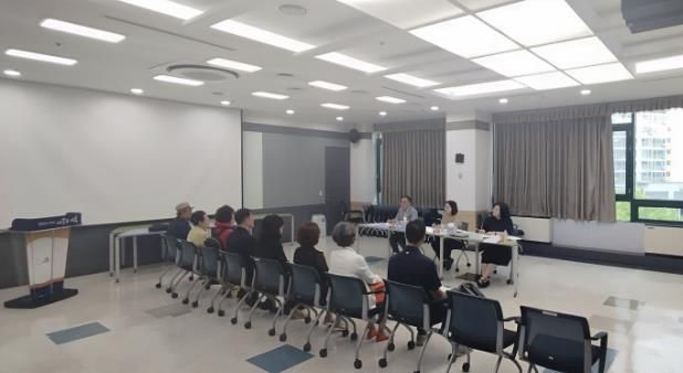 '시흥시 어르신위원회' 위원 면접 심의 개최