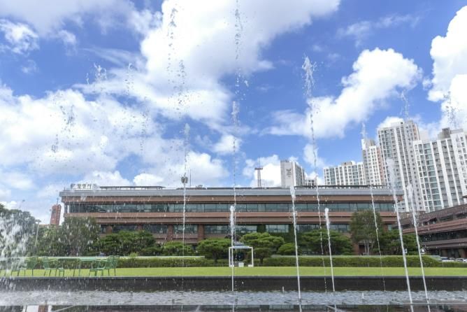시청 전경