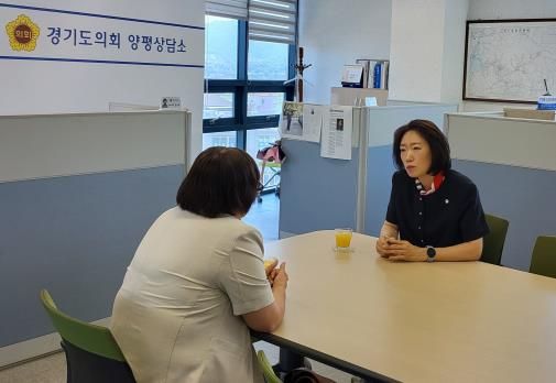 경기도의회 이혜원 의원, 평화협력국과 남북교류협력위원회·평화통일교육 지원사업 개선 논의