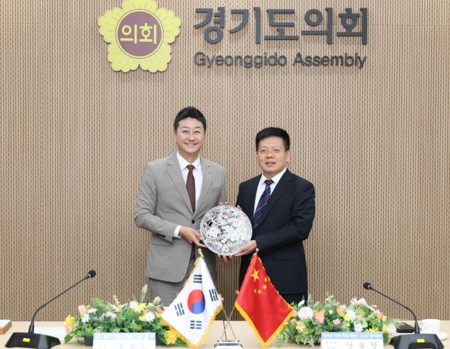 김진경 의장, 14일 중국 장쑤성 인민대표대회 우호대표단 접견
