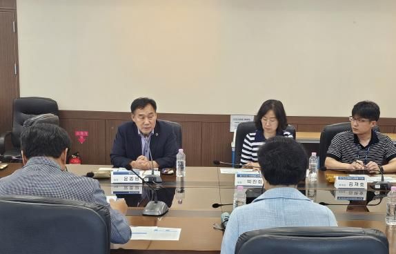 경기도의회 윤종영 의원, 야생동물생태관찰원 최종보고회서 조속 추진 촉구
