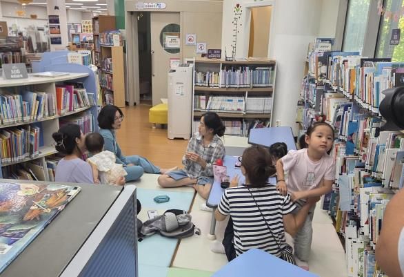 안성시, 혹서기 야간 이벤트 ‘중앙 달빛 도서관’ 운영으로 시민을 맞이