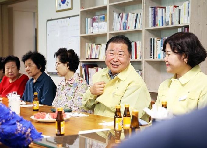 소통의 파주시장, 한울마을 1단지 무더위쉼터 현장 방문 점검
