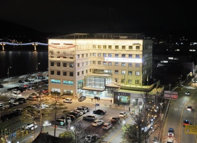 군청사