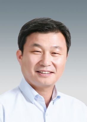 경기도의회 경제노동위원회 소속 한원찬 의원(국민의힘, 수원6)