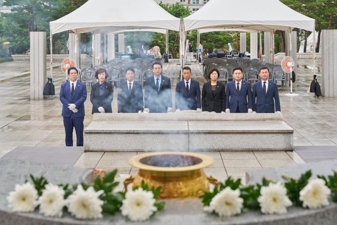 국민의힘, 광복 80주년 기념 현충탑 참배