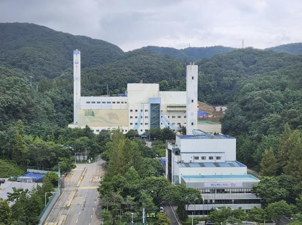 성남시 중원구 상대원동 환경에너지시설(소각시설) 전경