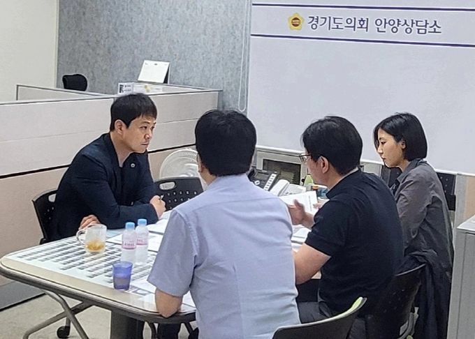 경기도의회 유영일부위원장, “안양 지역 공공주택 및 범계 복합개발사업 추진현황 논의”