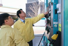 정명근 화성특례시장, 13일 주유소 기름값 불시 현장점검 지휘…기름값 얌체 꼼수인상에 무관용 엄단 선포