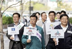 성남시, 에너지절약 캠페인 실시...성남시장 참여 속 400여명 동참